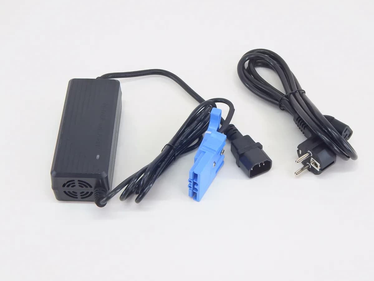 Зарядное устройство для тележек CBD15W-II 24V/5A (Charger 35206000323) — фото 4